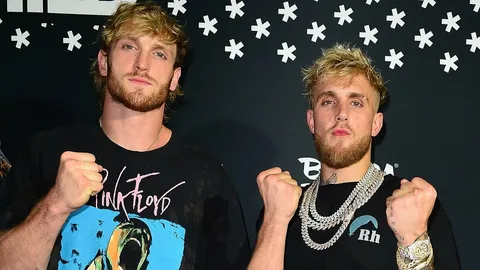 Jake Paul net worth 2026 growth chart showing earnings from $10M to $200M over seven years